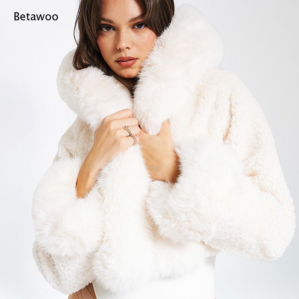 Jaqueta Curta Feminina com Gol - Sherpa Coat Women avaliação e preço
