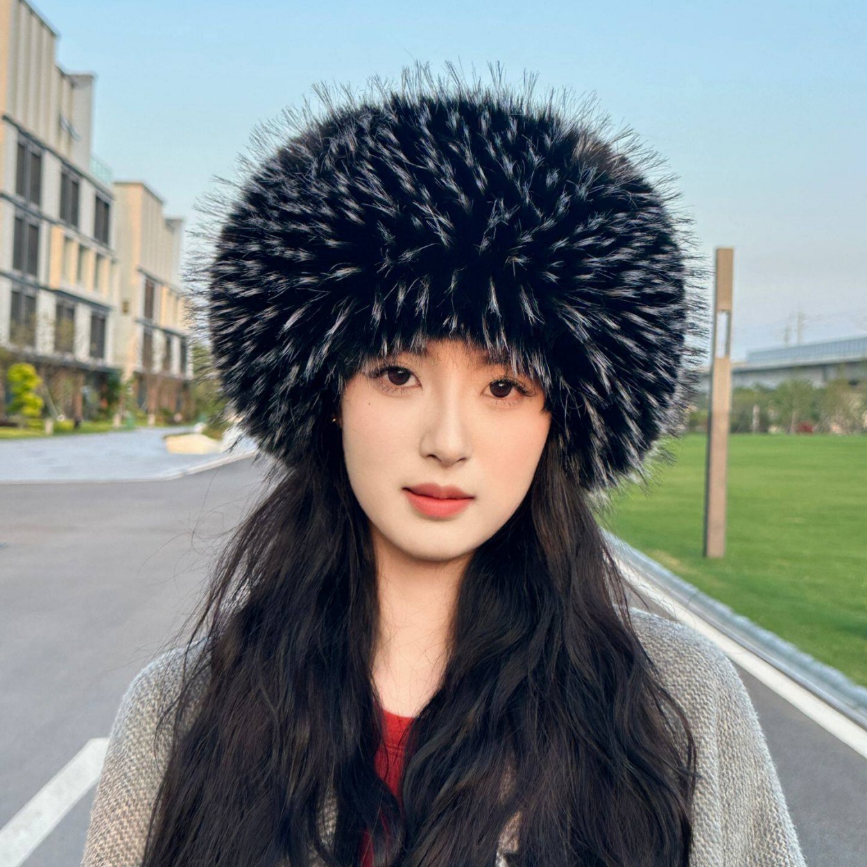 Chapéu Circular Aberto de Pelú - Women Fashion Hats avaliação e preço
