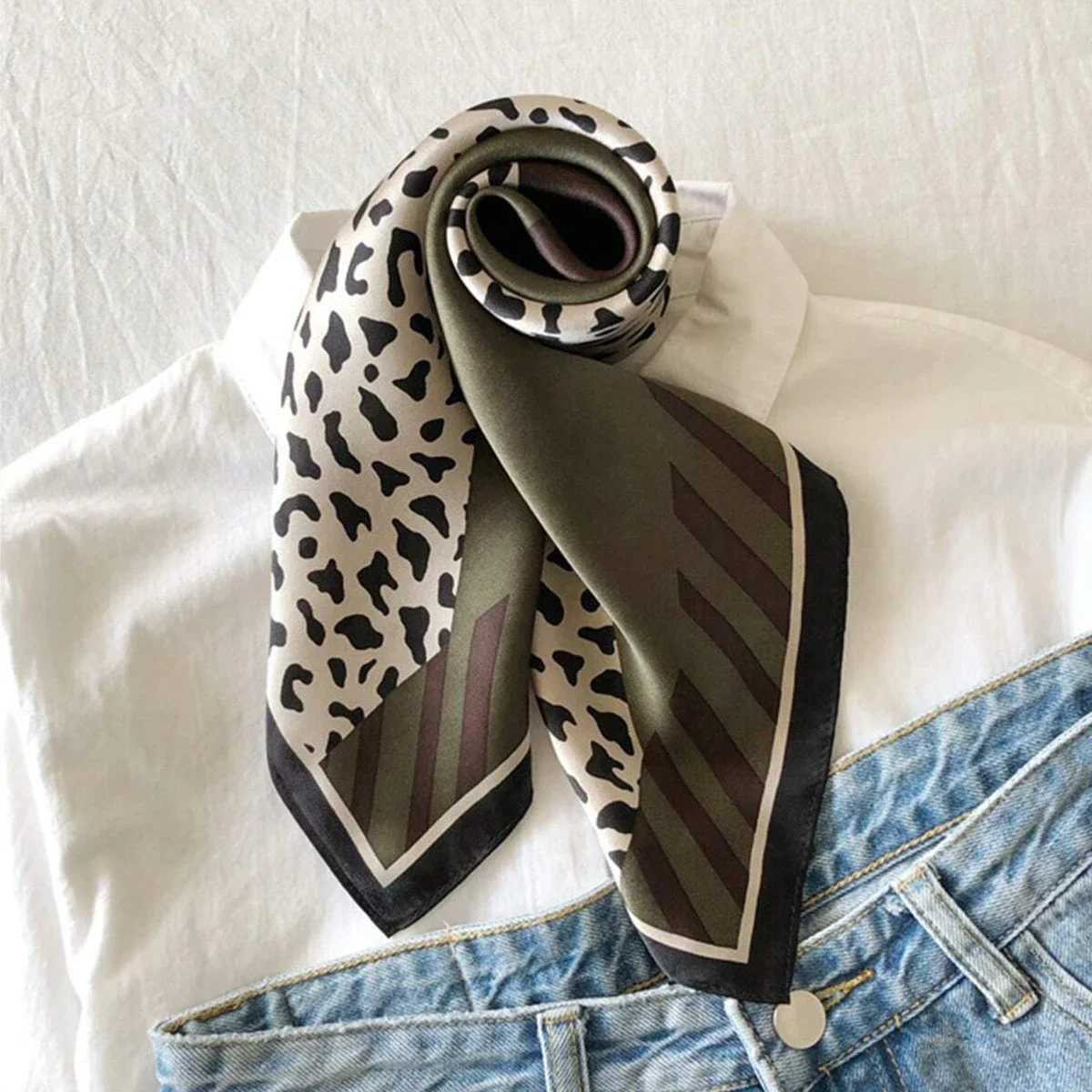 1 Peça de Lenço Feminino Estil - Women'S Fashion Of The 70S avaliação e preço